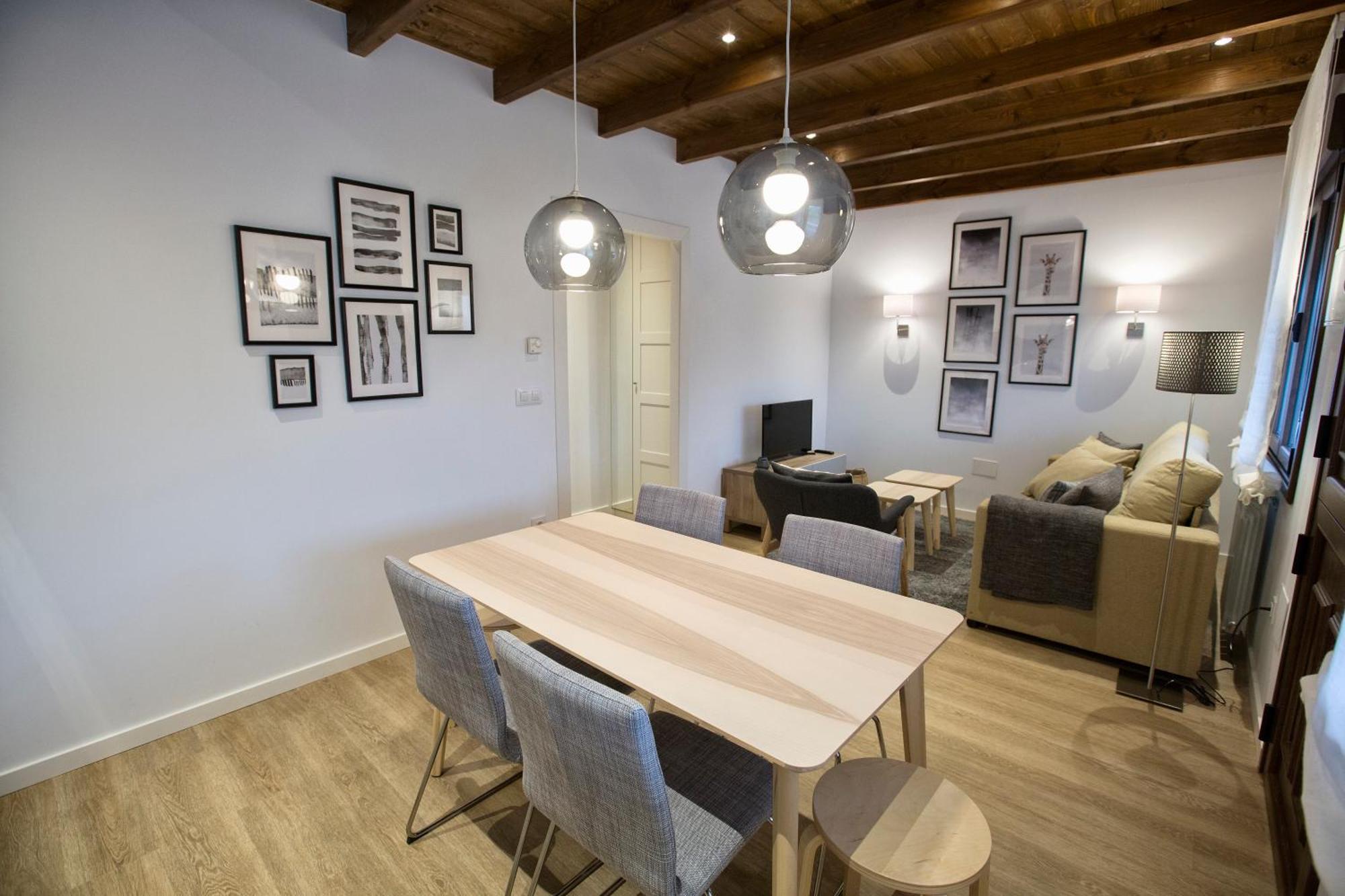 Ferienwohnung Fuente El Güeyu Onís Exterior foto