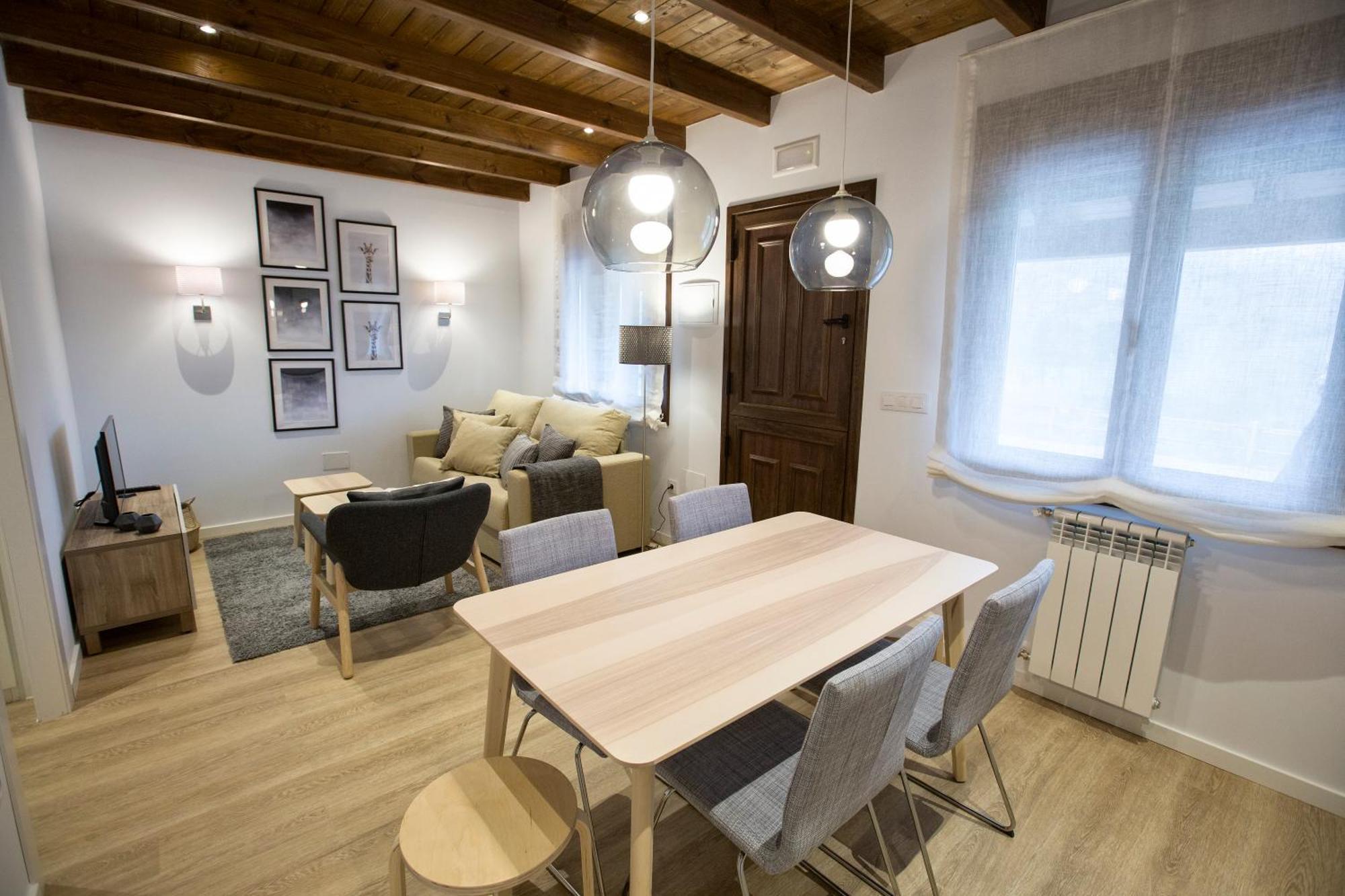 Ferienwohnung Fuente El Güeyu Onís Exterior foto